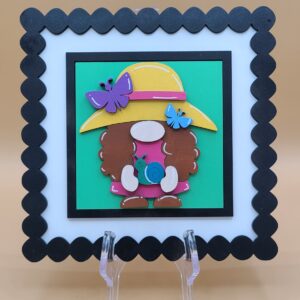 Gnome girl with snail